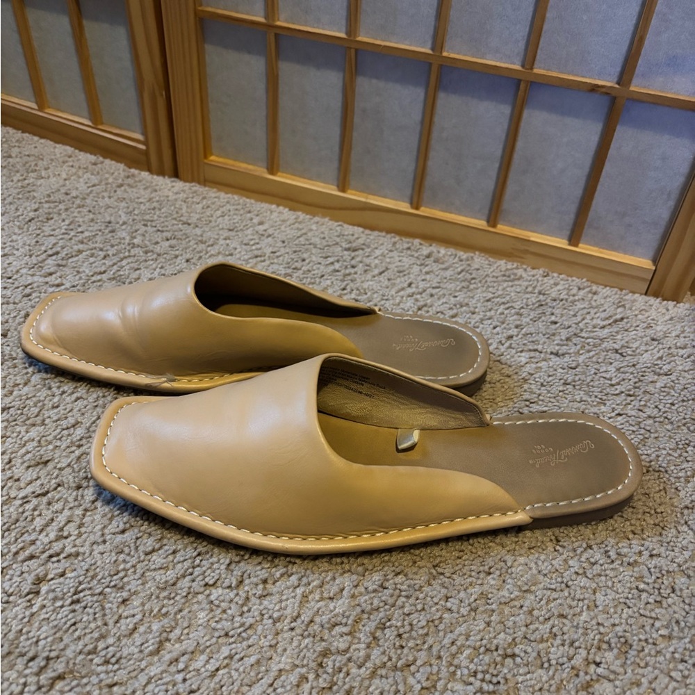 Casual Tan Leather WoMen's Slip-On Shoes